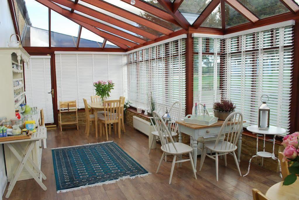 Stoneleigh Barn Bed And Breakfast Sherborne  Exterior foto