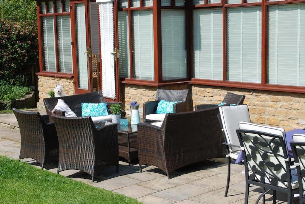Stoneleigh Barn Bed And Breakfast Sherborne  Exterior foto